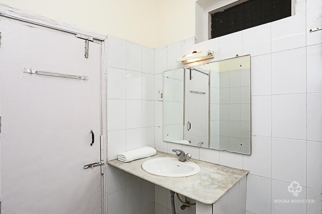 Hotel Inderlok Ришикеш Экстерьер фото
